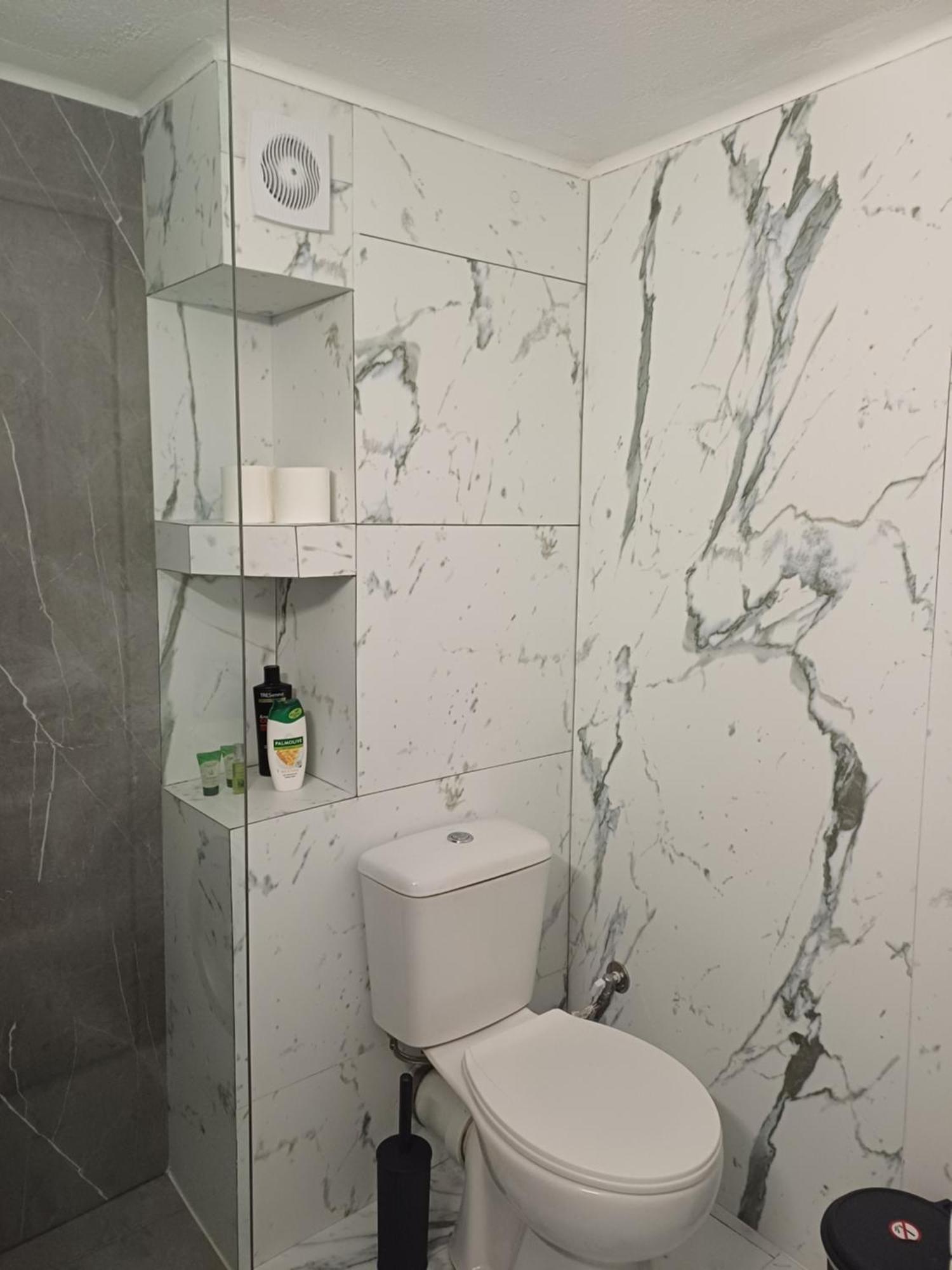 Vata Apartaments Солун Екстериор снимка